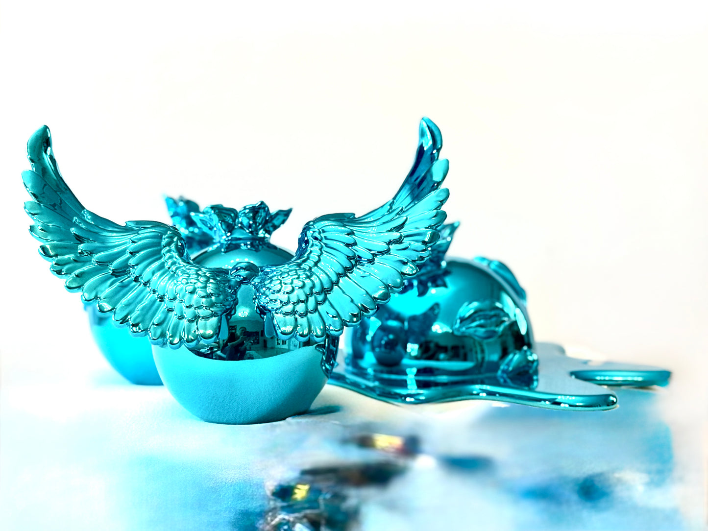 DIVINE DARLING - Turquoise Mirror Hydro-Chrome