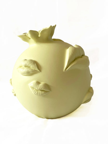 EVERYBODYs DARLING - Pale Yellow Matte